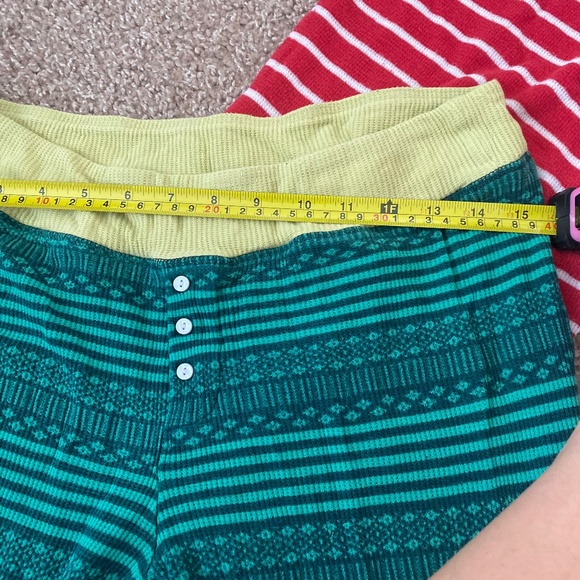 ππ΄ CHRISTMAS SLEEP PANTS!! π΄π - Picture 15 of 15